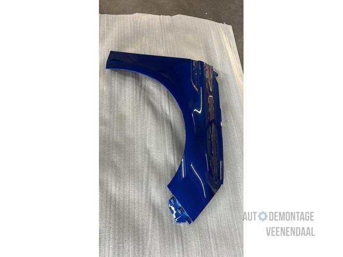 Scherm rechts-voor van een Renault Megane (TERQH), -, Renault, -, Nieuw