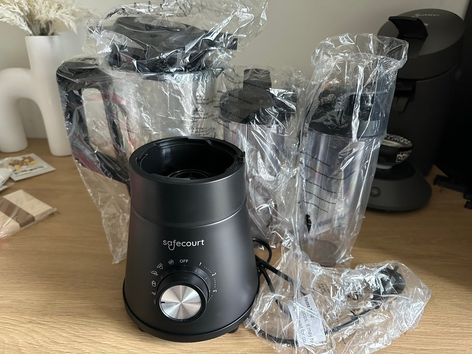 Safecourt Blender met 2 To-Go Bekers - Nieuw in doos, Ophalen of Verzenden, Nieuw, Blender
