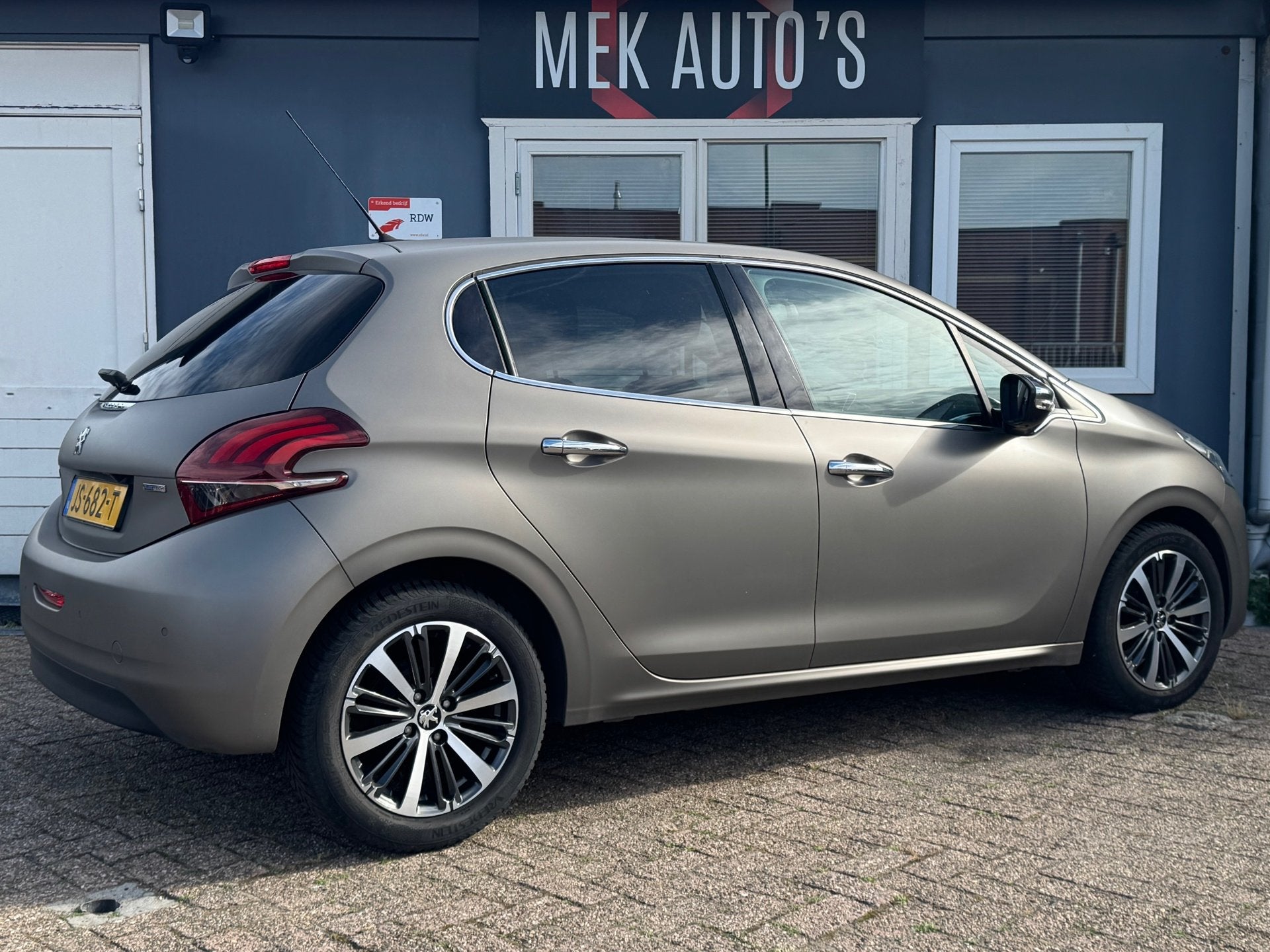 Foto 26 van Peugeot 208 1.2 PureTech Allure|Carplay|Navi|Cruise|Climate|