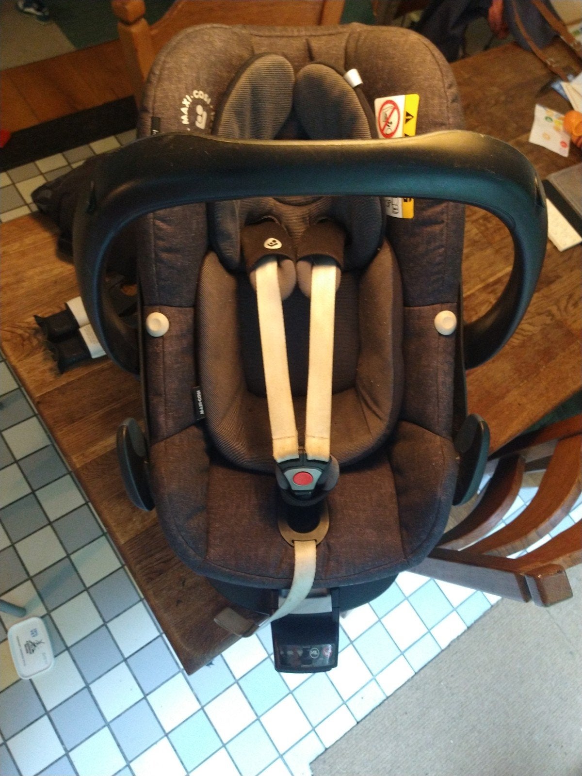 Maxi-Cosi Pebble i-Size autostoel + FamilyFix base& adapters, Kinderen en Baby's, Ophalen, Gebruikt, Zijbescherming, Isofix