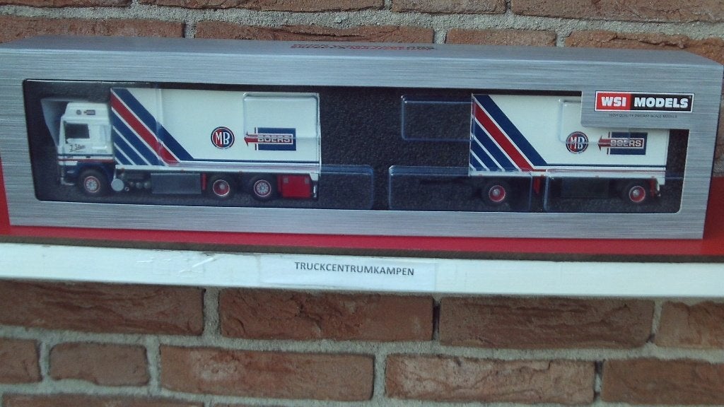 WSI  Volvo  F12  Globetrotter  6 x 2  van  J.  Stam., Ophalen of Verzenden, Nieuw, Bus of Vrachtwagen, Wsi