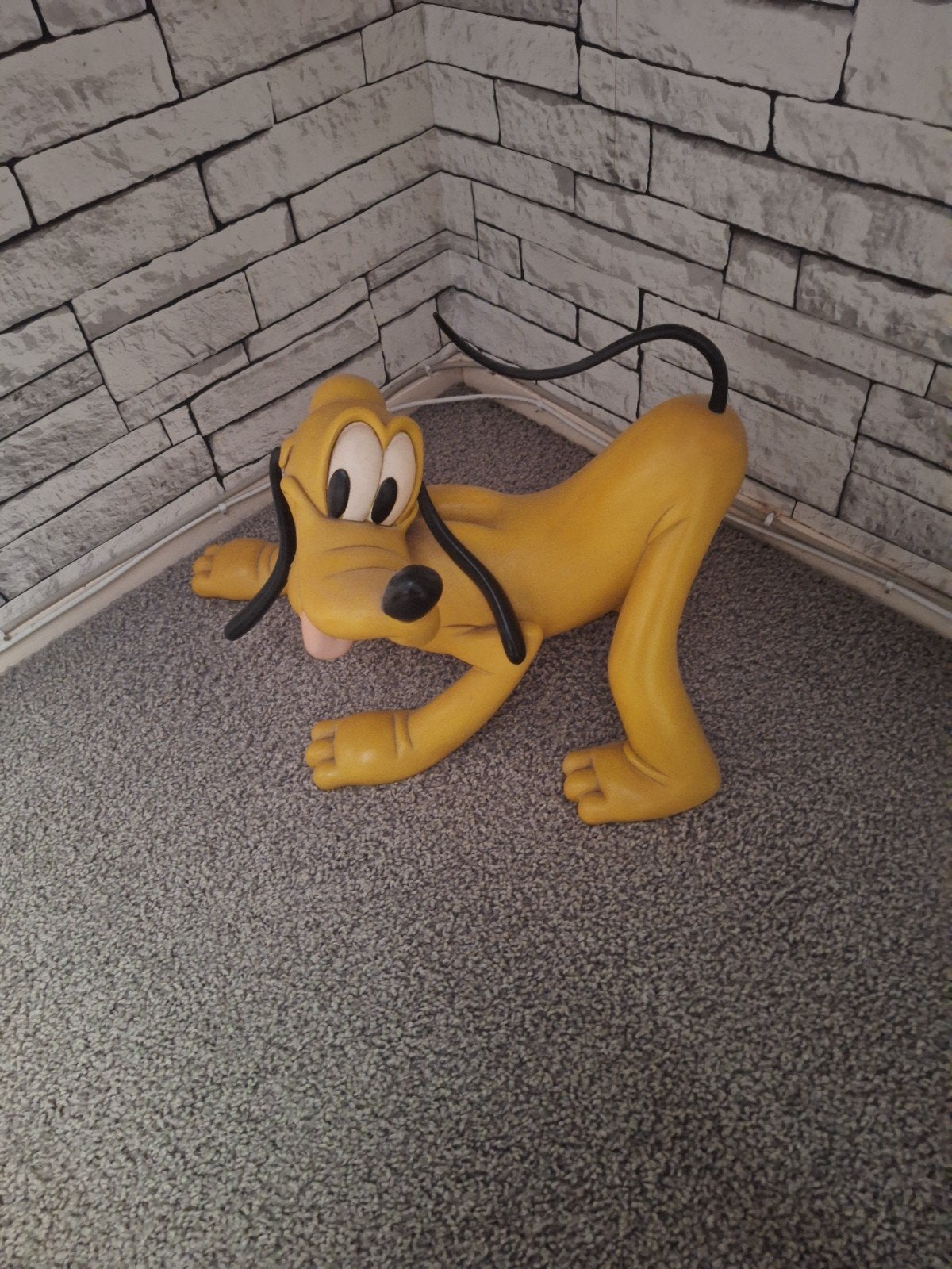 Disney beeld origineel pluto, Ophalen, Goofy of Pluto, Zo goed als nieuw, Beeldje of Figuurtje