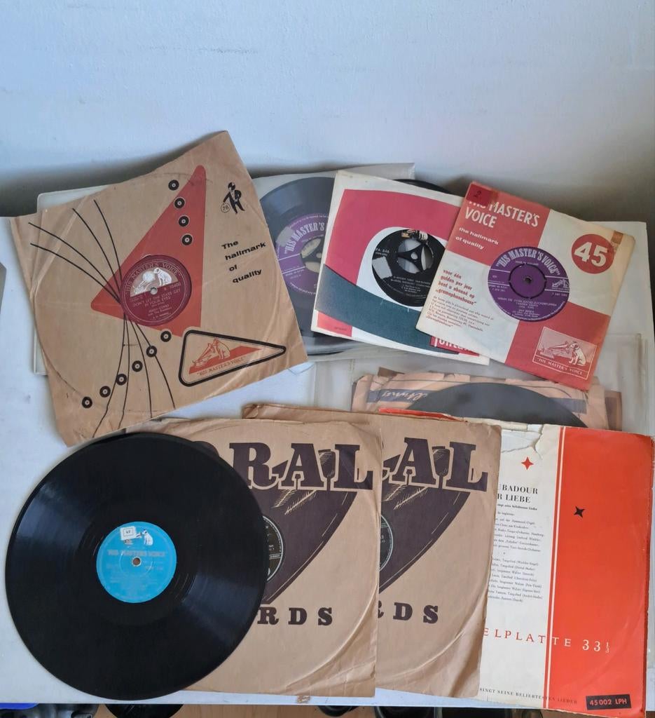 Set LP's en singles His Masters Voice, Coral, MGM, Philips, Ophalen of Verzenden