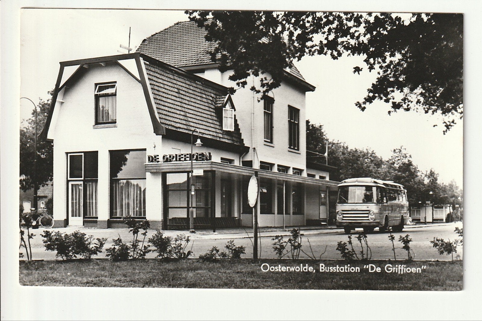 OOSTERWOLDE STATION DE GRIFFIOEN NTM TRAMSTATION ESA DAF BUS, Verzamelen, Ophalen of Verzenden, 1960 tot 1980, Gelopen, Friesland