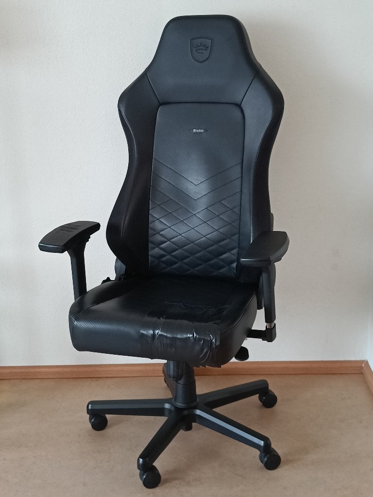 Noblechairs Hero gaming bureaustoel met mankementen, Ophalen, Gaming bureaustoel, Gebruikt, Zwart