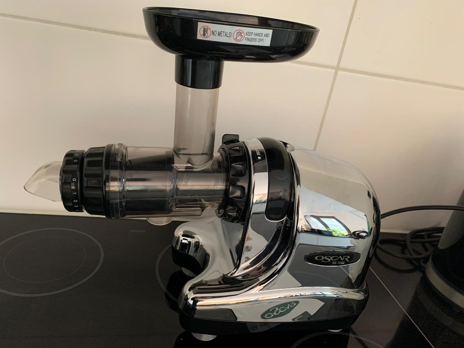 Oscar DA-1000 Slowjuicer - Chroom, Witgoed en Apparatuur, Keukenmixers, Minder dan 1 liter, Ophalen, Zo goed als nieuw, 1 snelheid