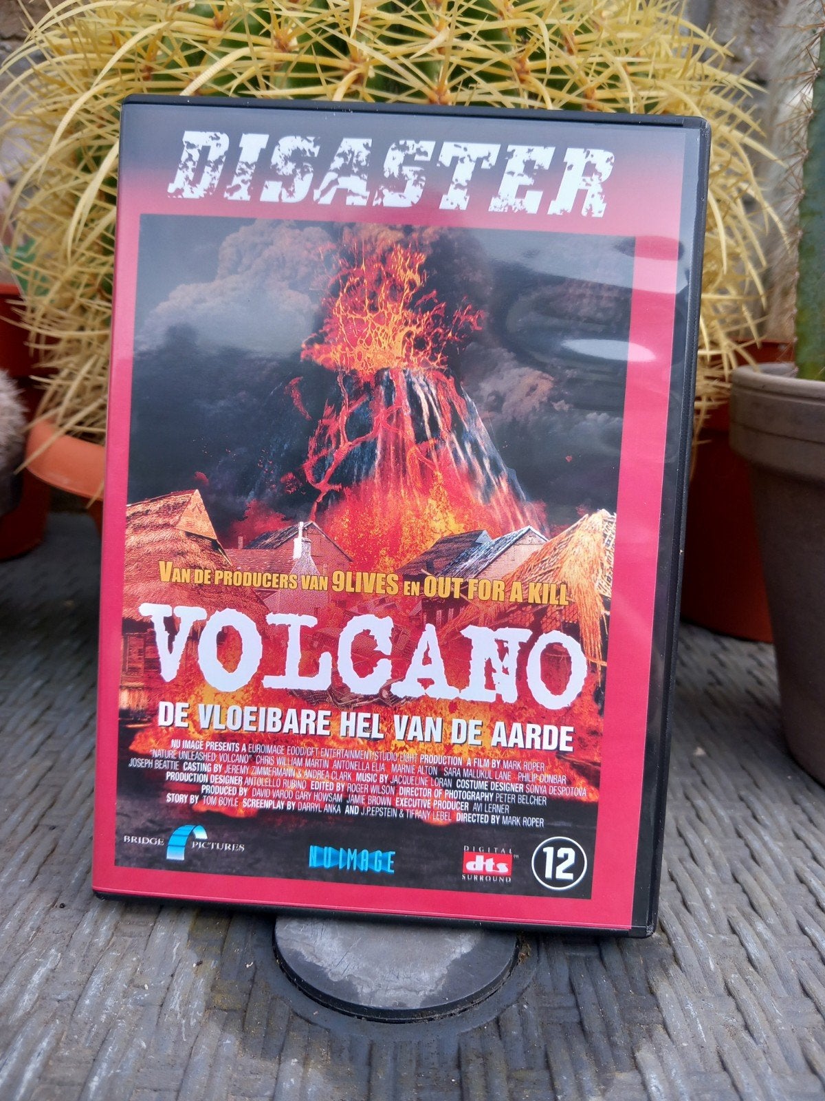 Volcano - De Vloeibare Hel van de Aarde (DVD), Gebruikt, Nederlands, Actie, Ophalen of Verzenden
