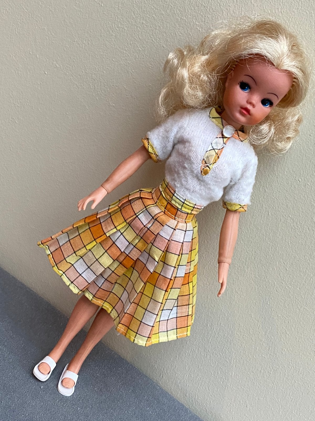 Vintage Pedigree Sindy Lovely Lively pop 65 originele outfit, Verzenden, Zo goed als nieuw, Pop