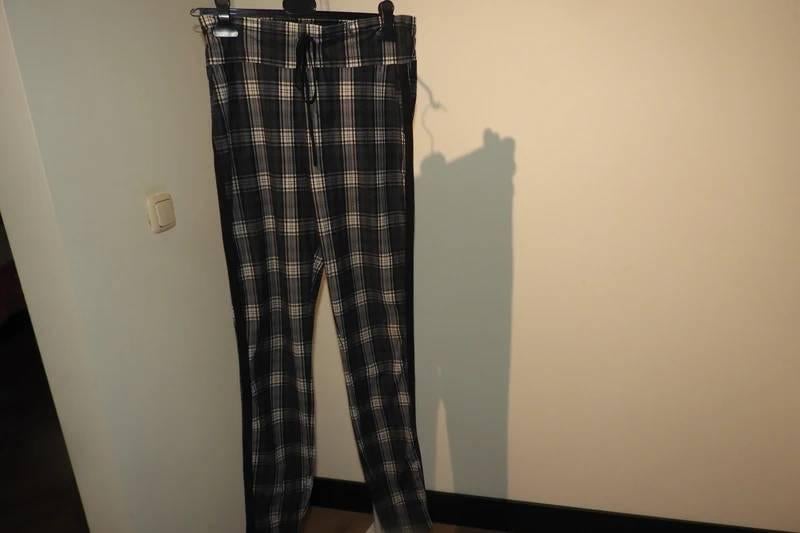 Studio Anneloes travel stretch broek iets dikker ruiten M, Kleding | Dames, Maat 38/40 (M), Studio Anneloes, Verzenden, Zwart