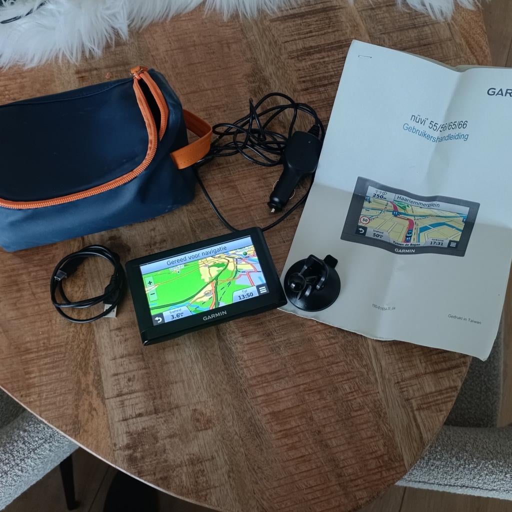 Garmin nüvi 55 Navigatiesysteem met accessoires, Auto diversen, Autonavigatie, Ophalen, Gebruikt