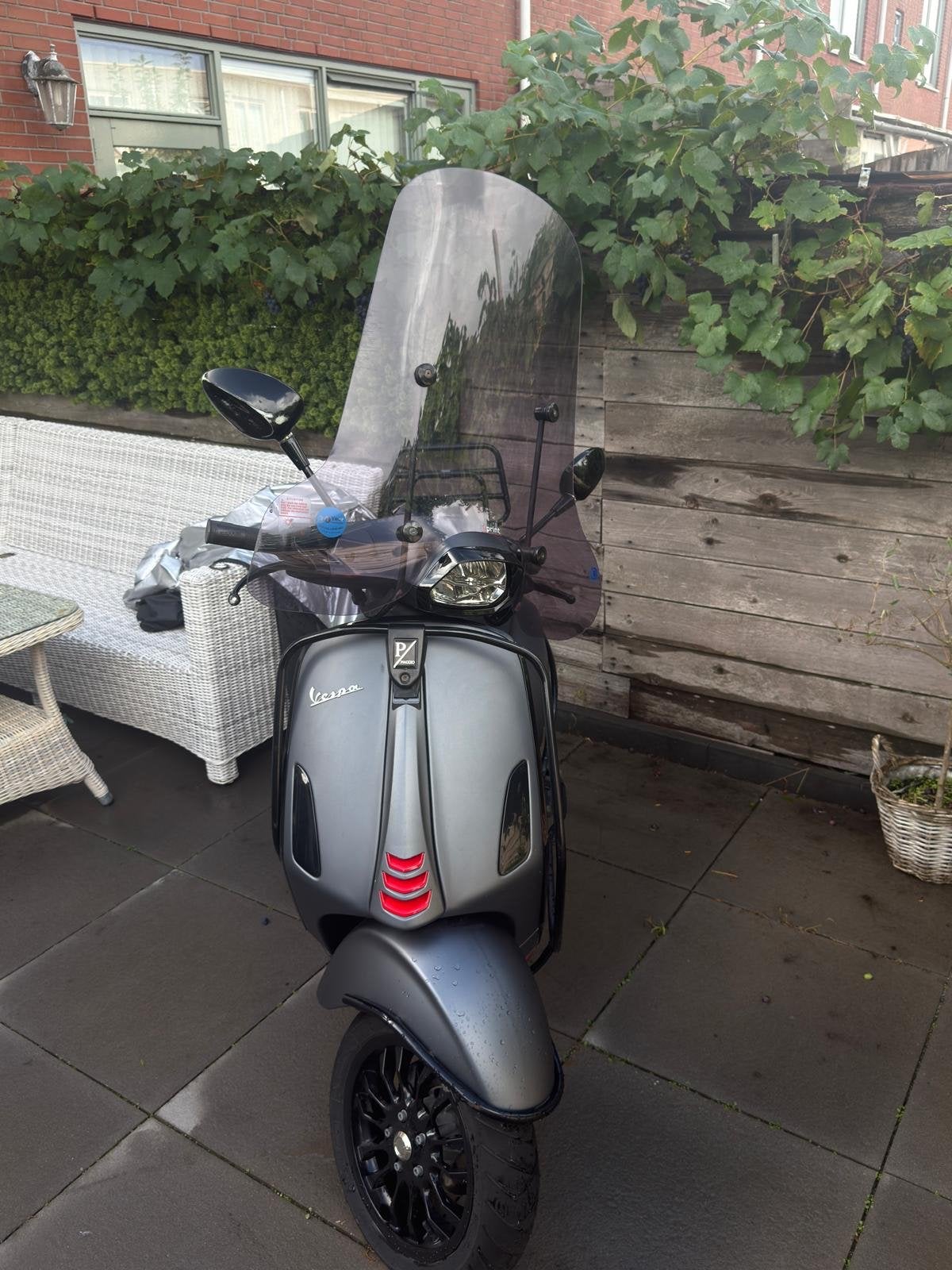 Vespa Sprint S 2022 - Slechts 5950km, lichte schade, Ophalen, Gebruikt, Vespa S