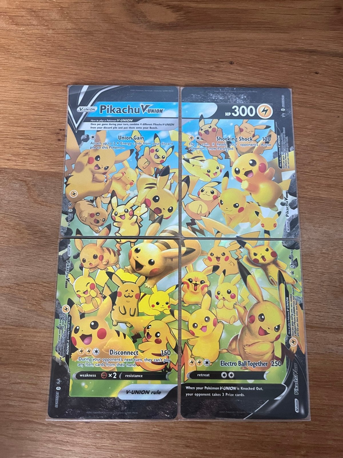 Pikachu V-UNION SWSH141 Promo Kaartenset inclusief jumbo, Hobby en Vrije tijd, Ophalen of Verzenden, Nieuw, Meerdere kaarten, Foil