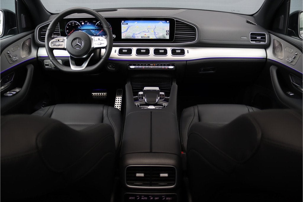 Mercedes-Benz GLE 580 V8 4MATIC AMG Line Aut9 | Luchtvering, Auto's, Mercedes-Benz, Gebruikt, 2245 kg, GLE, Zwart