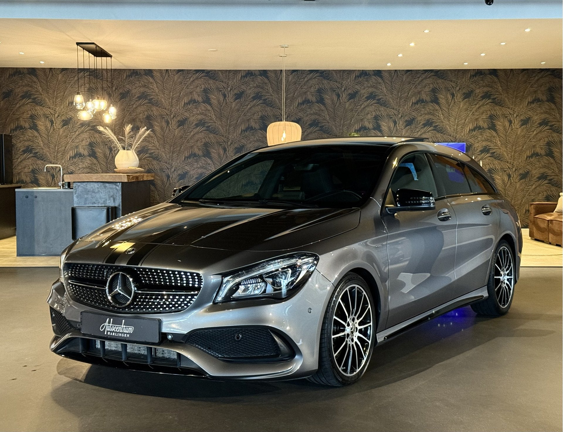 Mercedes-Benz CLA-Klasse Shooting Brake 200 AMG I Edition I, 730 kg, Gebruikt, Euro 6, Lichtsensor
