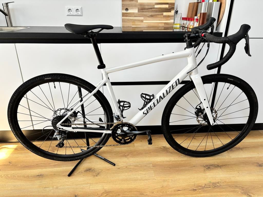 Specialized Diverge E5 - Maat 56 - zo goed als nieuw, Fietsen en Brommers, 28 inch, Zo goed als nieuw, Meer dan 20 versnellingen
