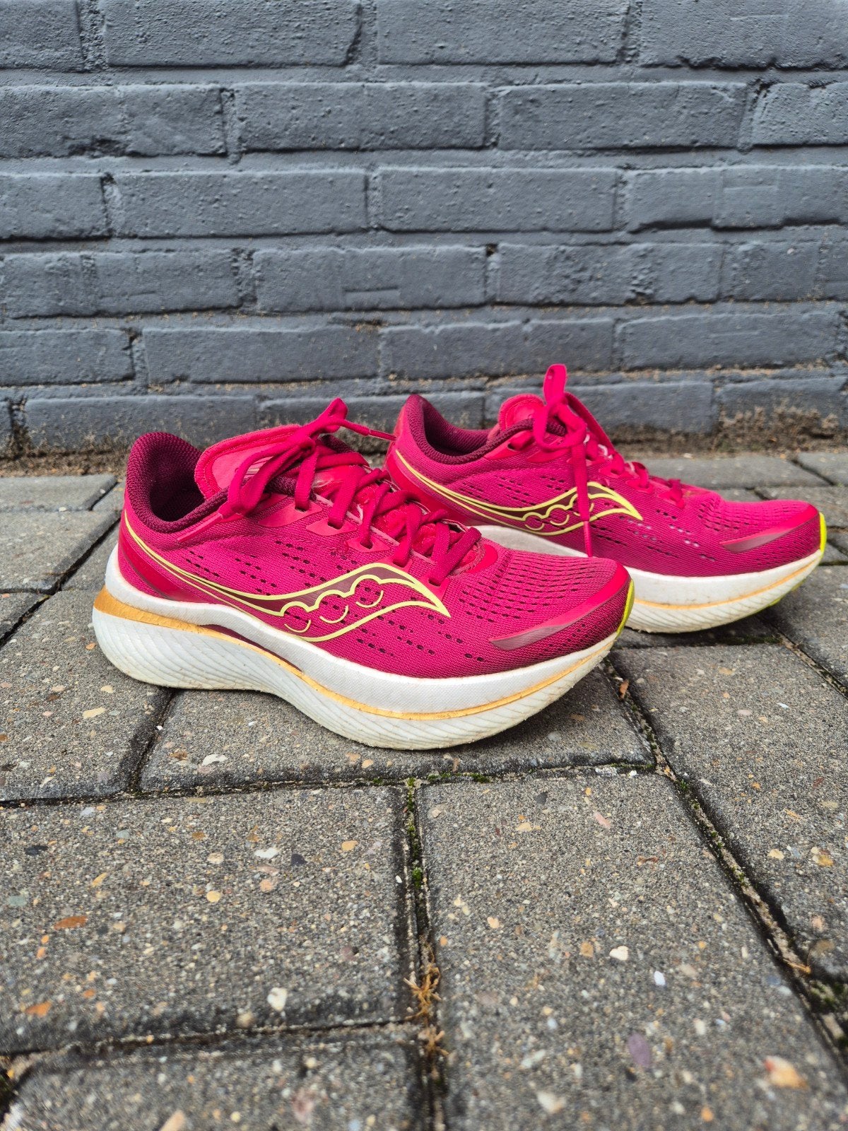Saucony Endorphin speed 3 hardloopschoenen maat 38,5, Sport en Fitness, Ophalen, Hardloopschoenen, Saucony