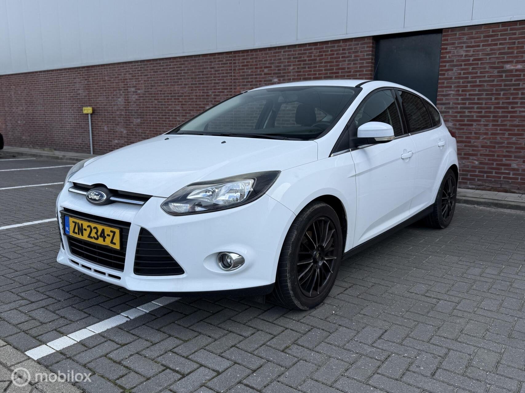 Ford Focus 1.0 EcoBoost Trend Airco Cruise Export LM velgen, Auto's, Euro 5, 125 pk, Gebruikt, 635 kg