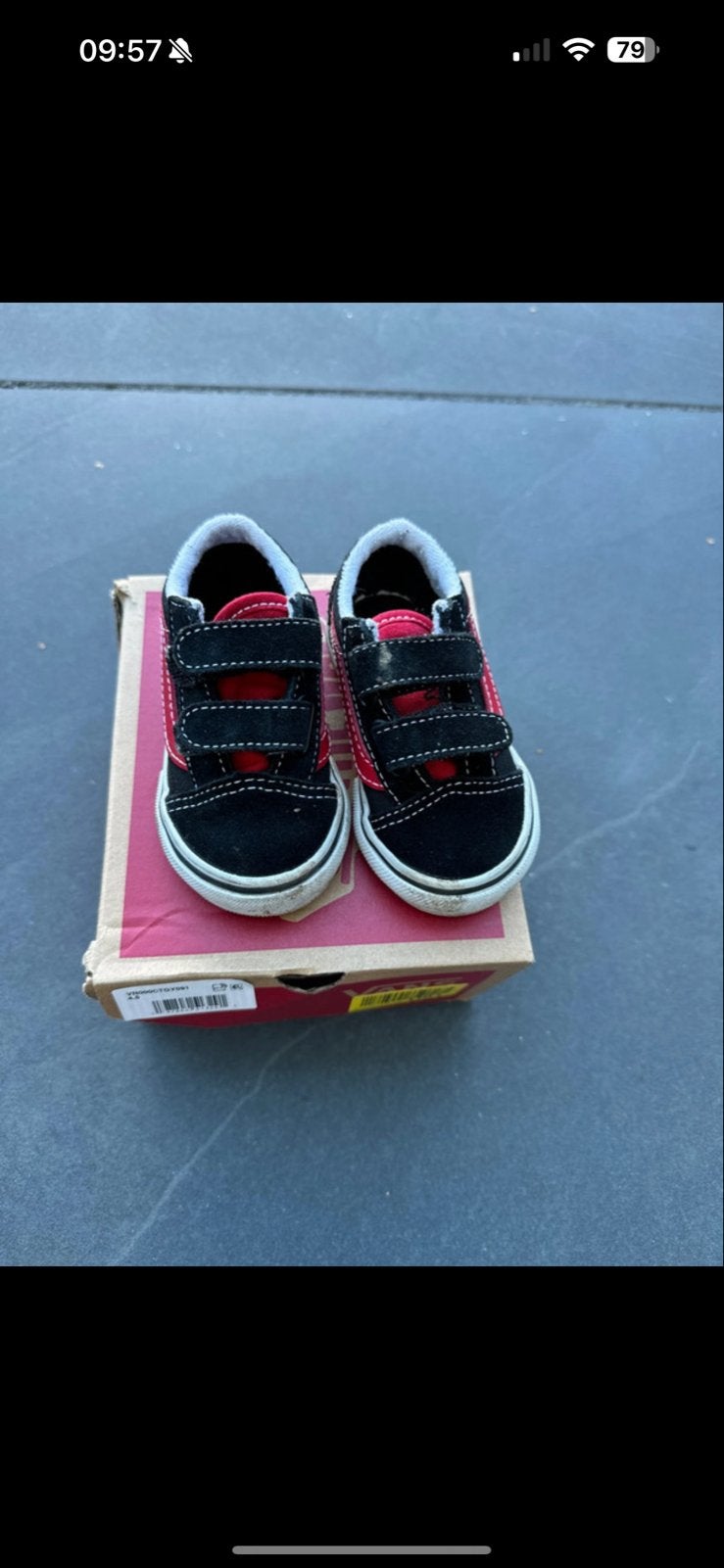 Vans Old Skool V kinderschoenen - Zwart/Rood, Ophalen of Verzenden, Gebruikt, Jongen of Meisje, Schoenen
