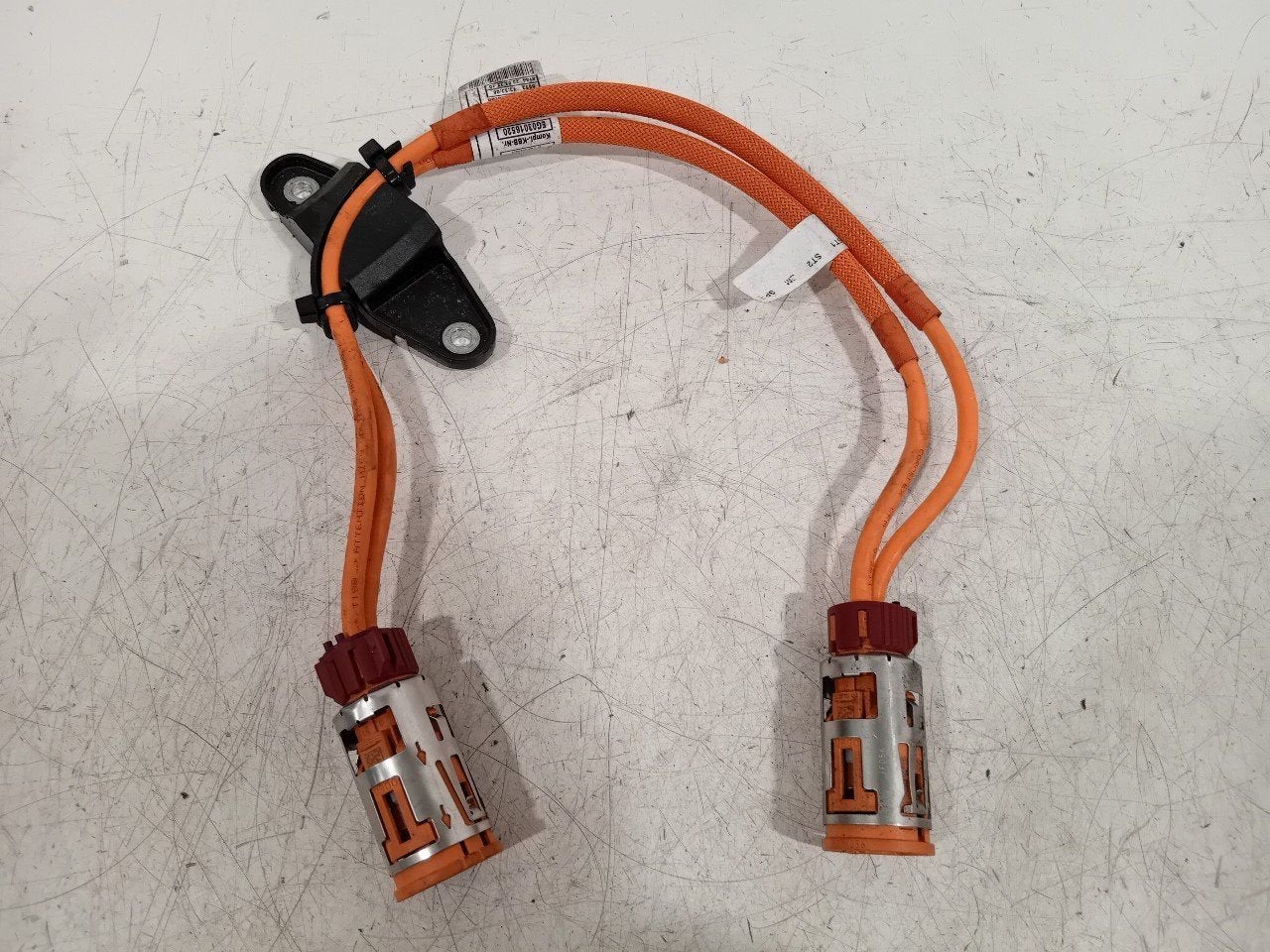 Kabel BMW iX, Onderdelen@venauto.nl, Van der Ven Autorecycling B.V., Gebruikt, Ettenseweg 76, 4706 PB Roosendaal, The Netherlands