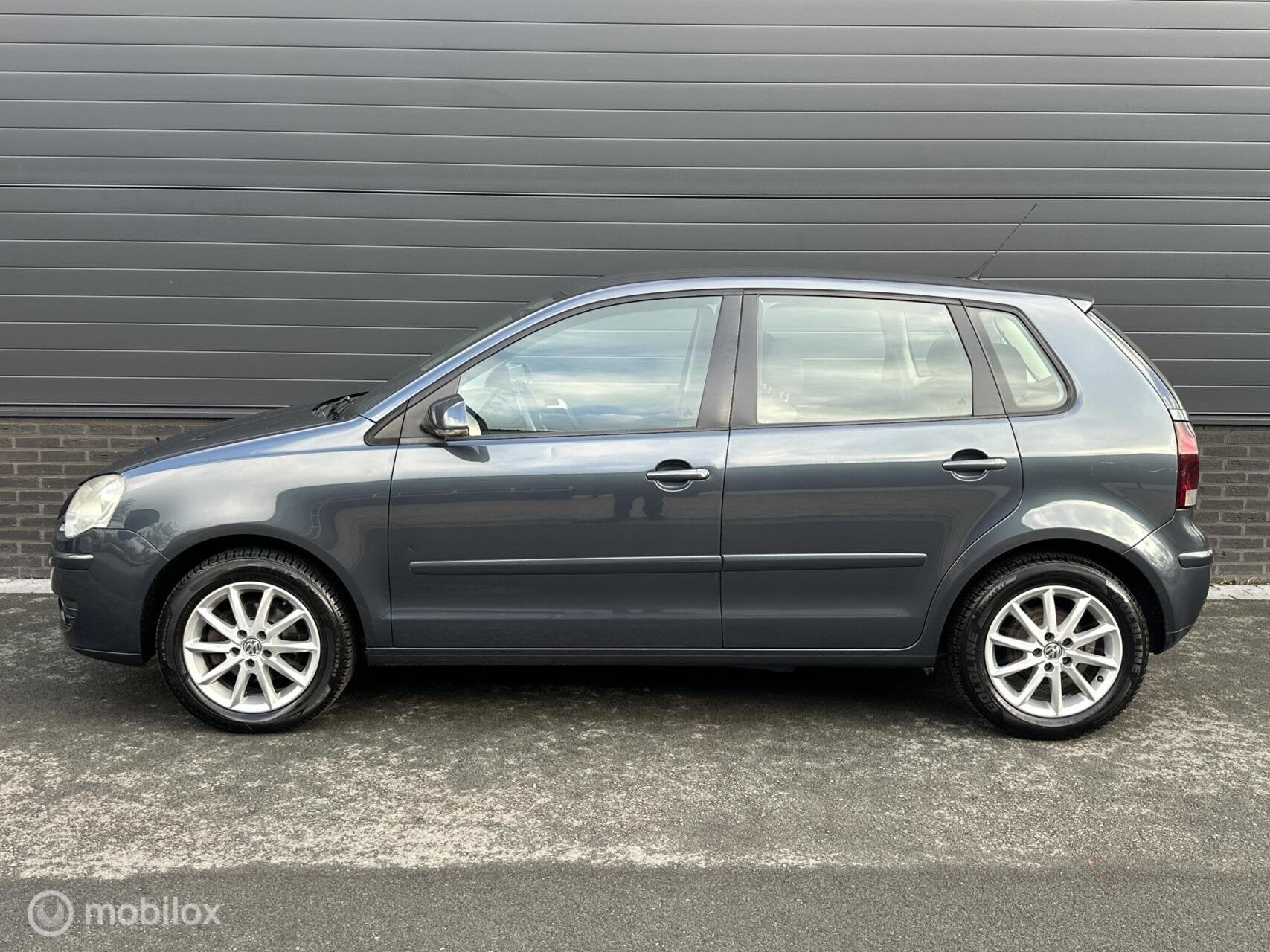 Volkswagen Polo 1.4-16V Comfortline AIRCO*TREKHAAK*NWAPK!, Auto's, Voorwielaandrijving, Huisgarantie, 4 cilinders, Met garantie (alle)