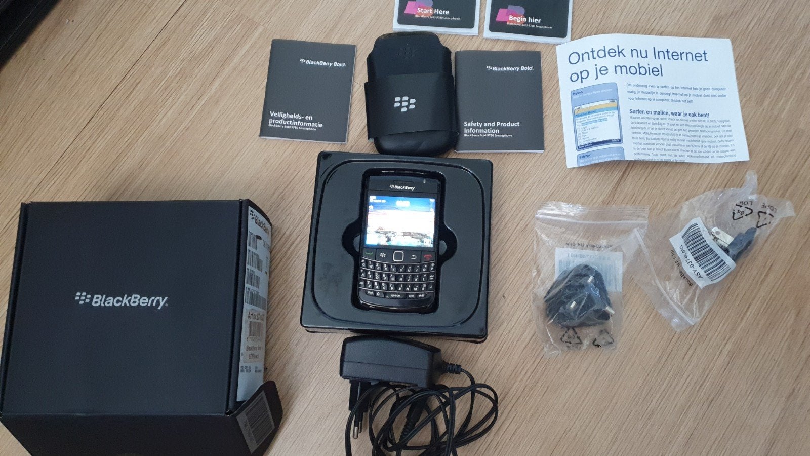 Blackberry Bold inc. originele doos en accessoires, Ophalen of Verzenden, Zo goed als nieuw