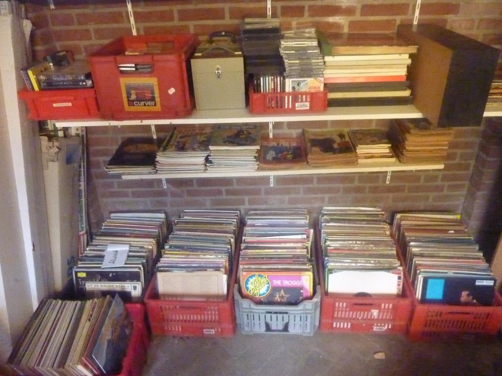 partij lp,s / singels /stripboeken dvd,s / cd,s, Ophalen, Gebruikt, Overige formaten