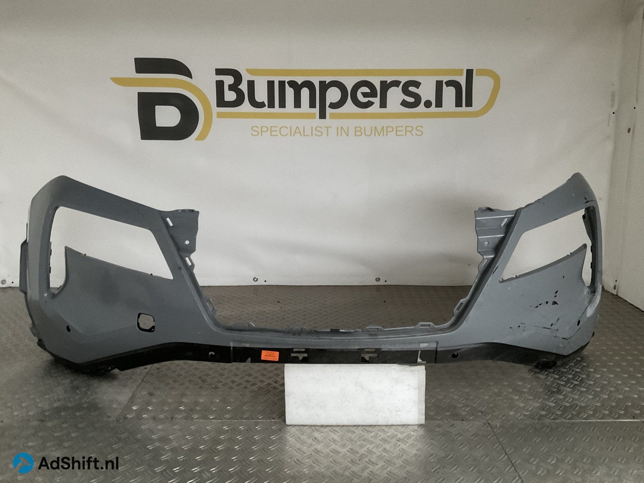 Bumper Nissan XTrail X-Trail T33 pdc 620226RN0H Voorbumper G, Auto-onderdelen, Bumper