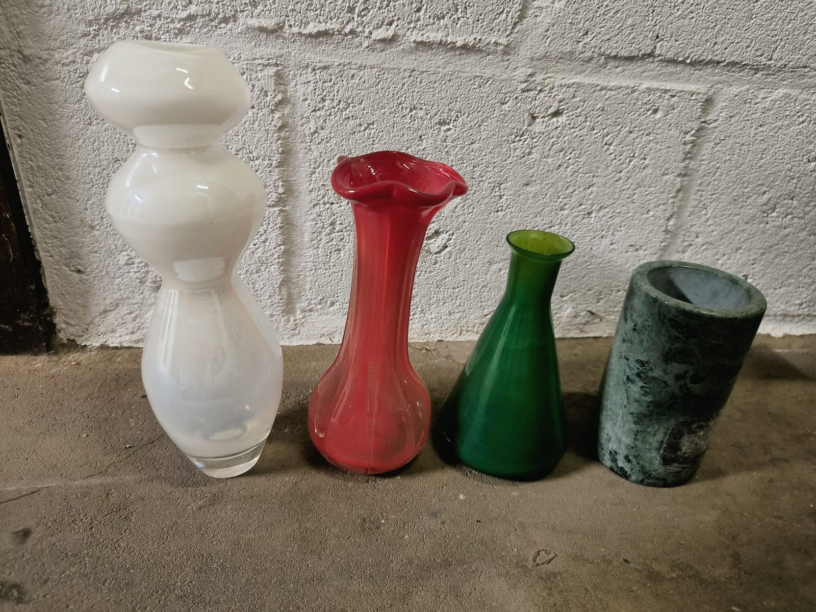 Set van 4 decoratieve vazen - Glas en steen, Ophalen of Verzenden