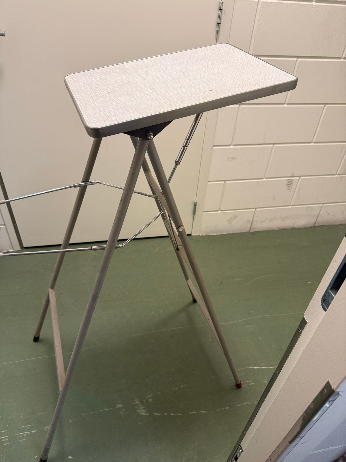 Tafel voor diaprojector of beamer, Ophalen, Gebruikt