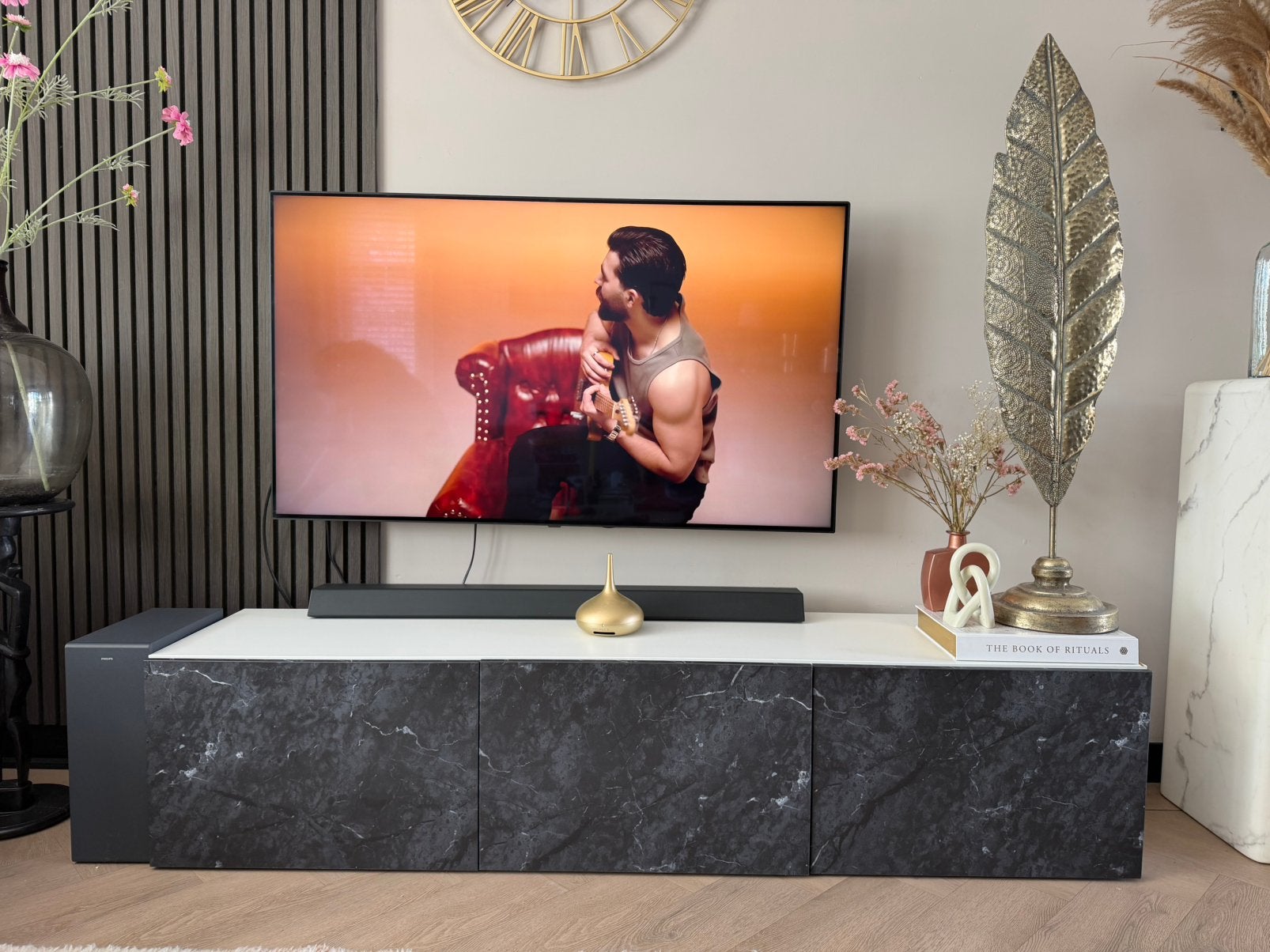 TV meubel marmer look 180cm zwart en wit, 150 tot 200 cm, Ophalen of Verzenden, Zo goed als nieuw, Minder dan 100 cm