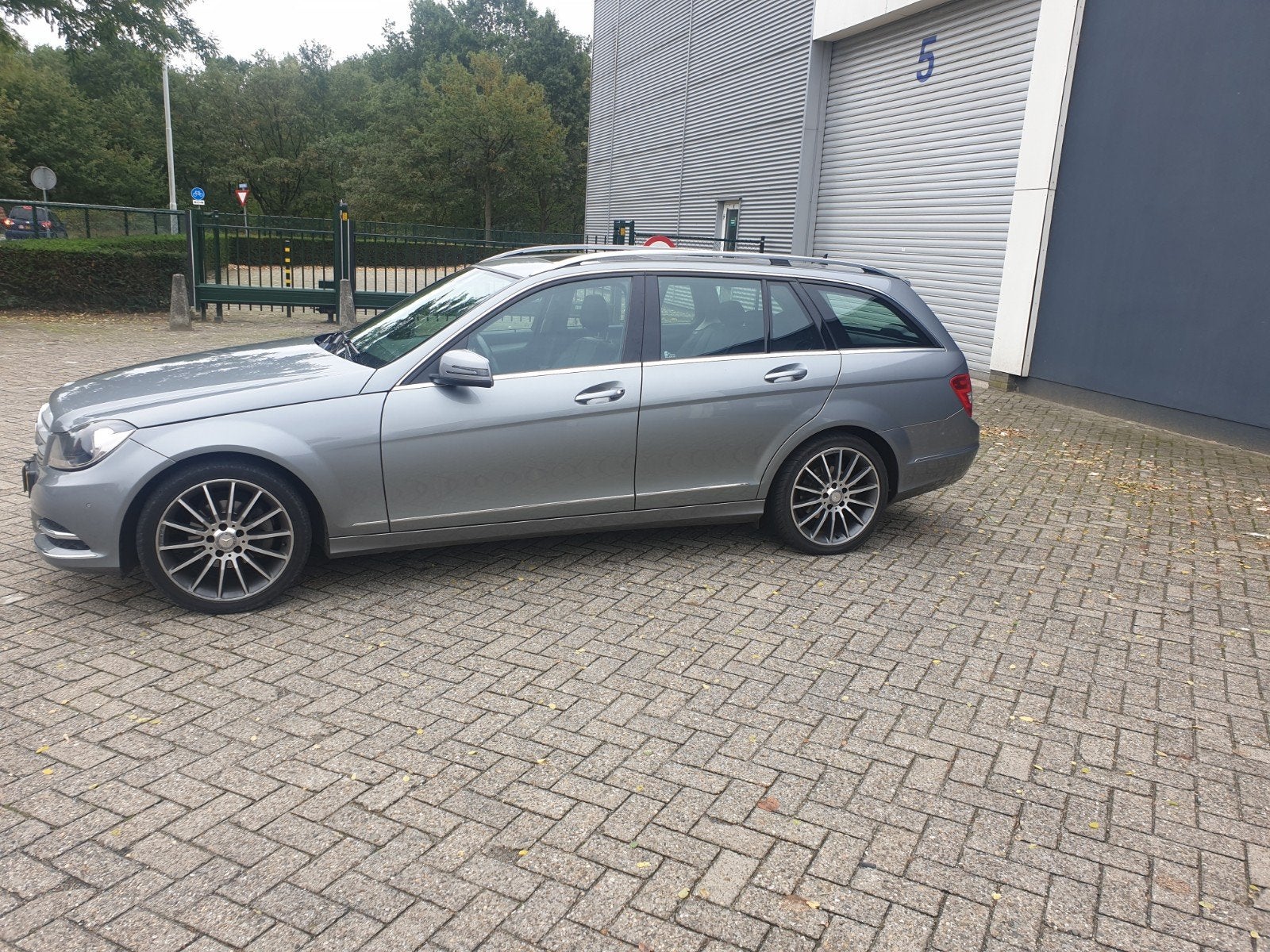 Mercedes-Benz C-Klasse 1.5 C180 Combi AUT 2013 Grijs, Automaat, Achterwielaandrijving, 1800 kg, 1445 kg