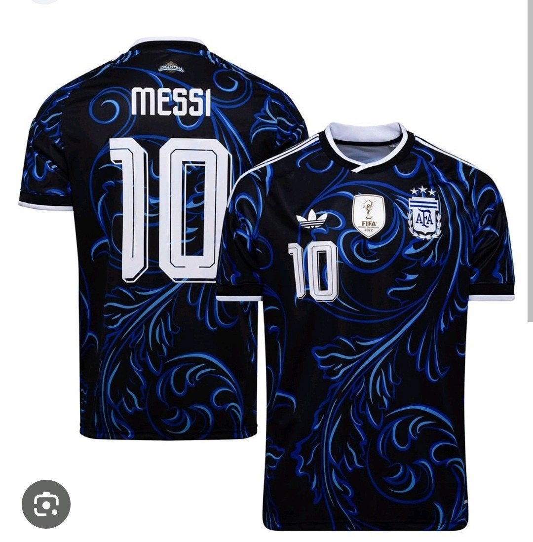GEZOCHT: Lionel Messi uitshirt Argentinië maat M, Tickets en Kaartjes, Sport | Voetbal, Seizoenskaart, Eén persoon