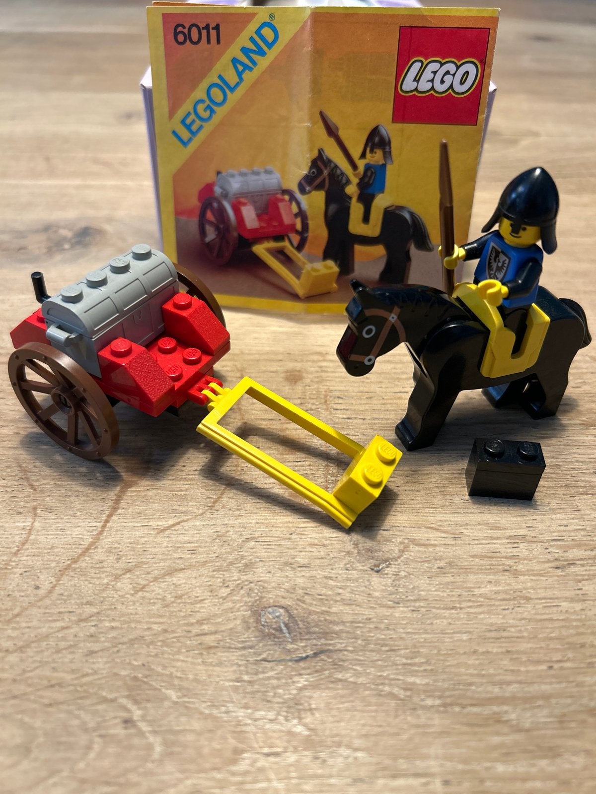 Lego 6011 Ridder Black Knight’s Treasure compleet met boekje, Gebruikt, Lego, Ophalen of Verzenden, Compleet