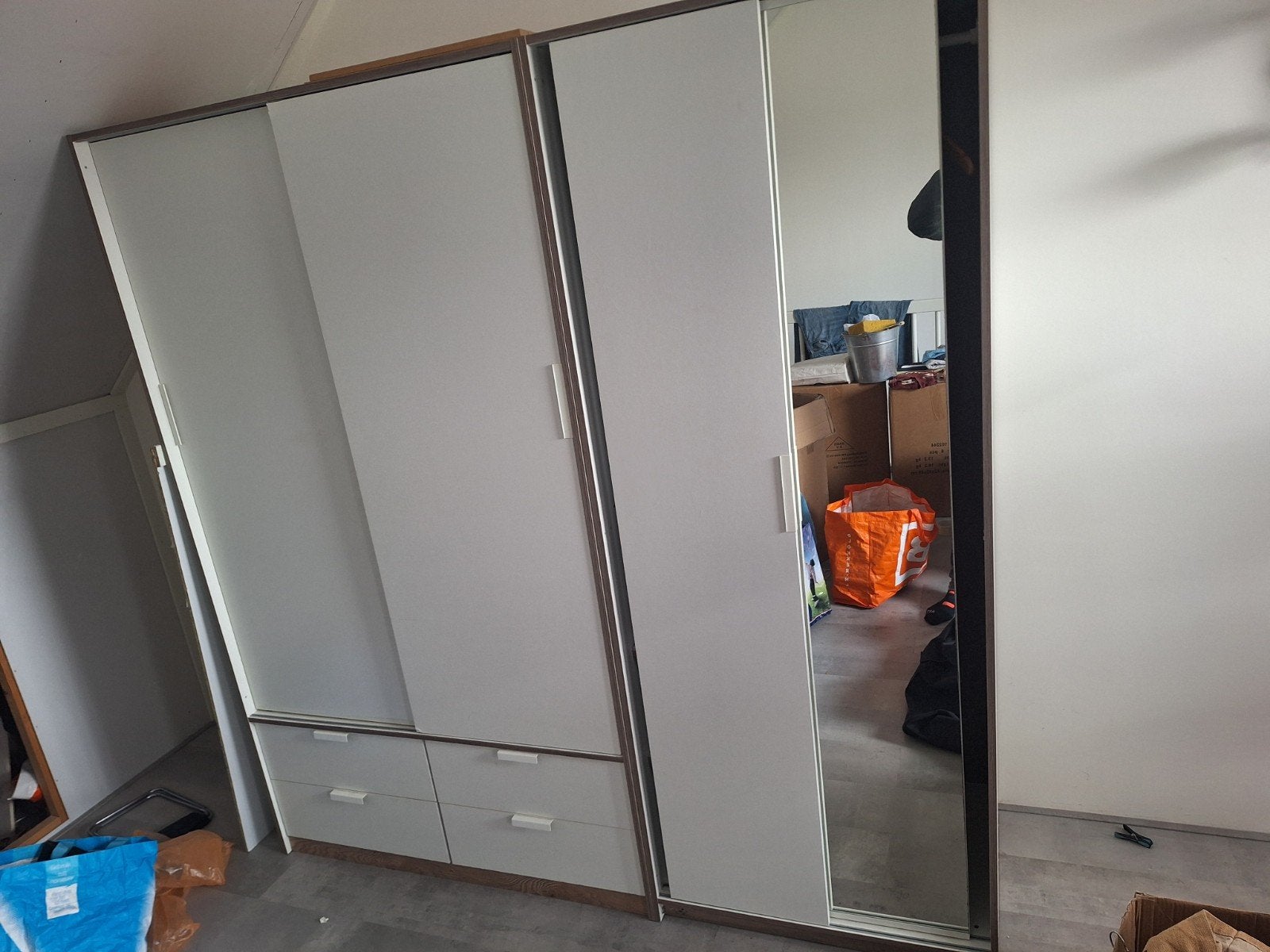 Ikea Kast met spiegel en lades - 200cm hoog, Huis en Inrichting, Ophalen, Gebruikt, 200 cm of meer, Met lade(s)