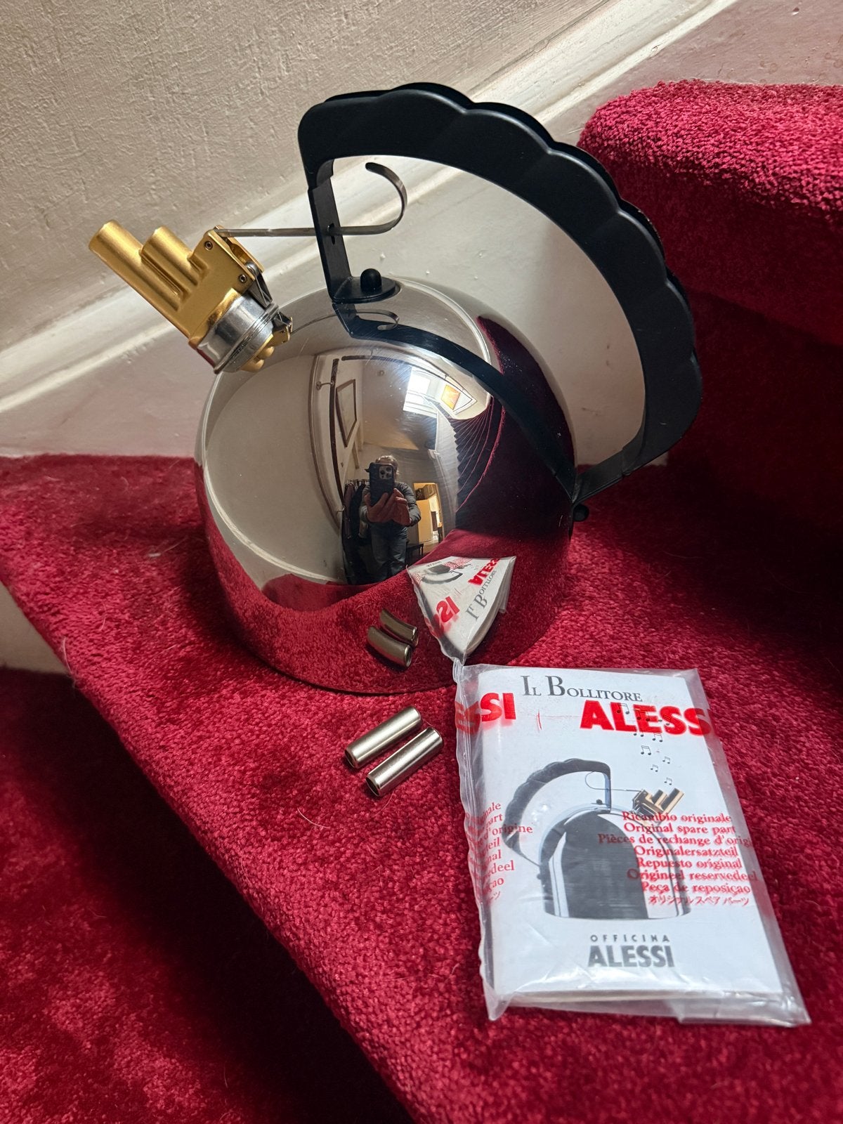 Alessi Il Bollitore fluitketel - Designklassieker, Theepot/fluitketel, Gebruikt, Zilver, Ophalen of Verzenden