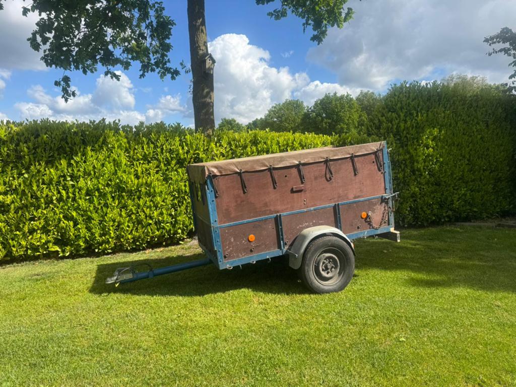 Aanhangwagen, Ophalen, Gebruikt