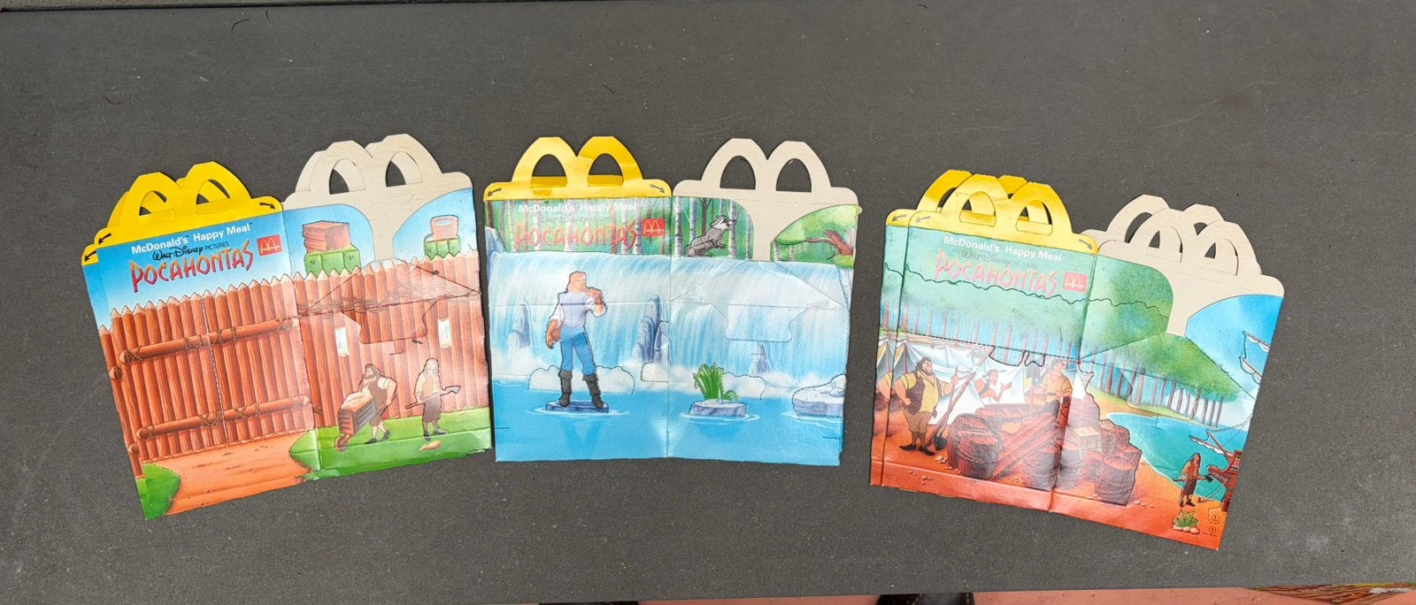McDonalds Happy Meal kartonnen maaltijd en speeltjes dragers, Ophalen of Verzenden, Nieuw