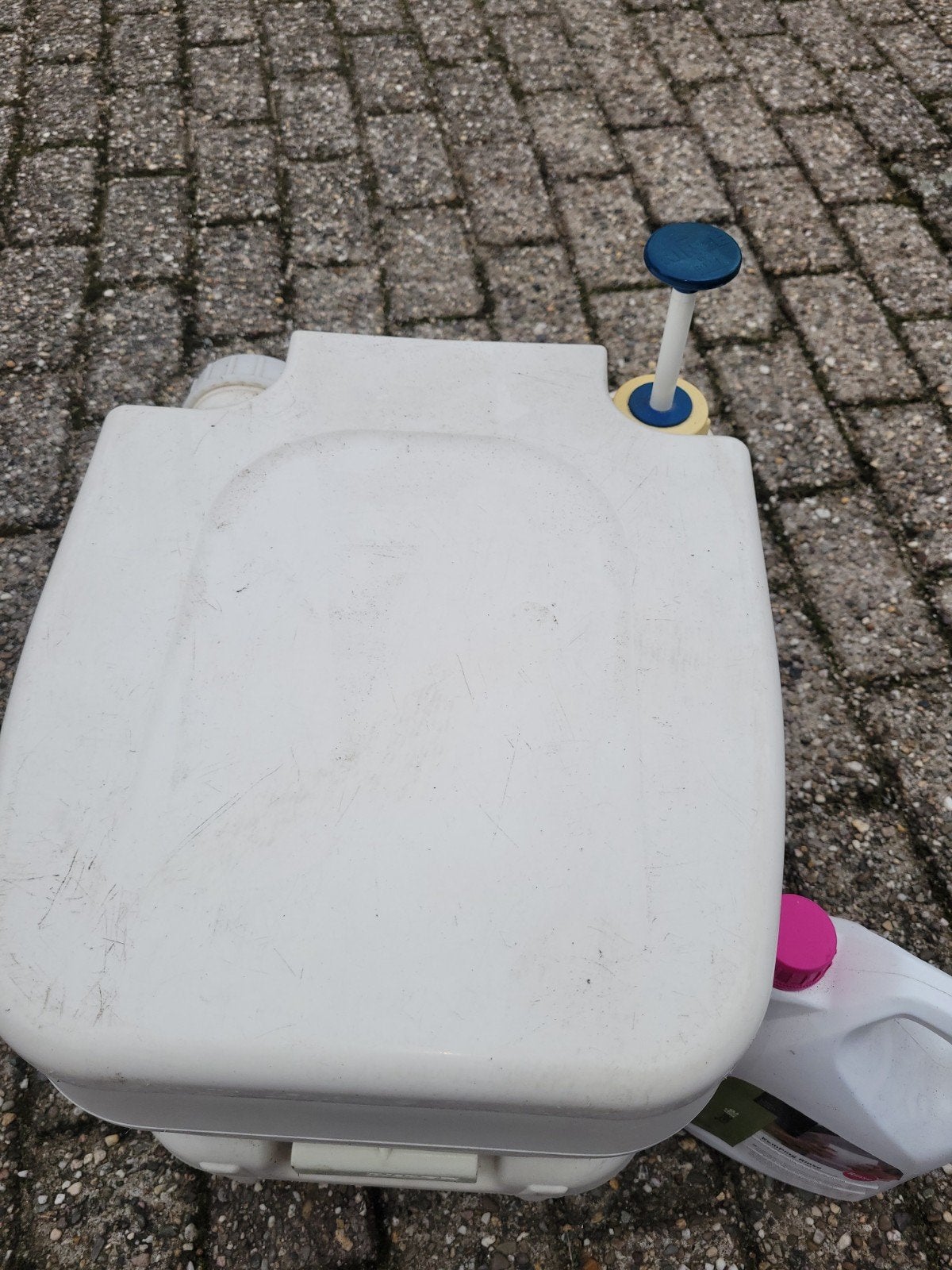 BI-POT draagbaar campingtoilet met spoeling/toiletvloeistof, Ophalen, Kombuis en Sanitair, Zeilboot of Motorboot