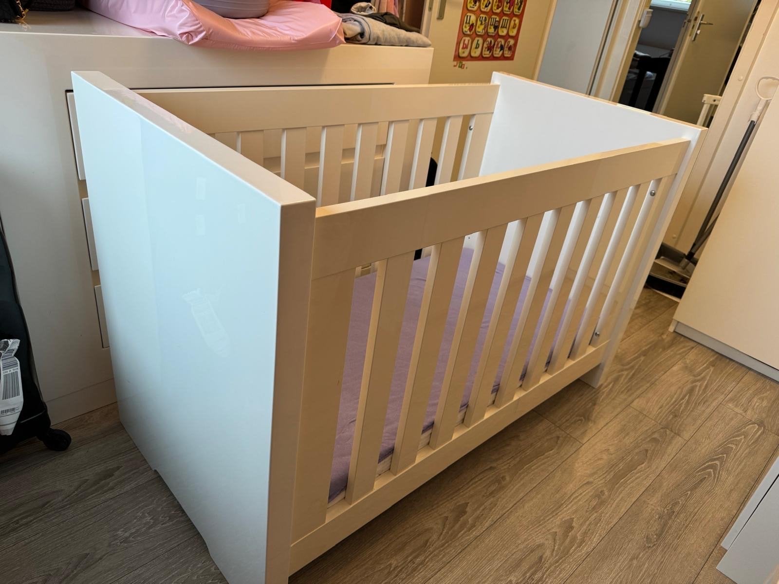 Complete Ledikant, Commode met Wandplank Netjes !!!, Ophalen, Gebruikt, Ledikant