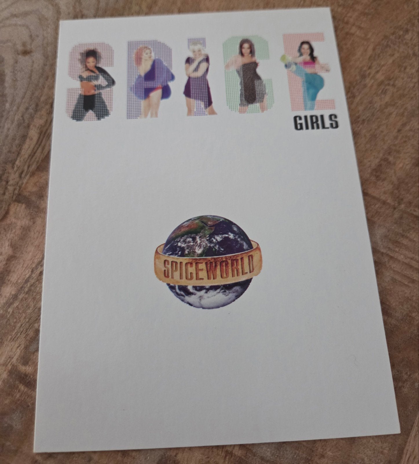 Spice Girls Spiceworld Promotie Ansichtkaart (1997), Verzenden, 1980 tot heden, Ongelopen, Sterren en Beroemdheden