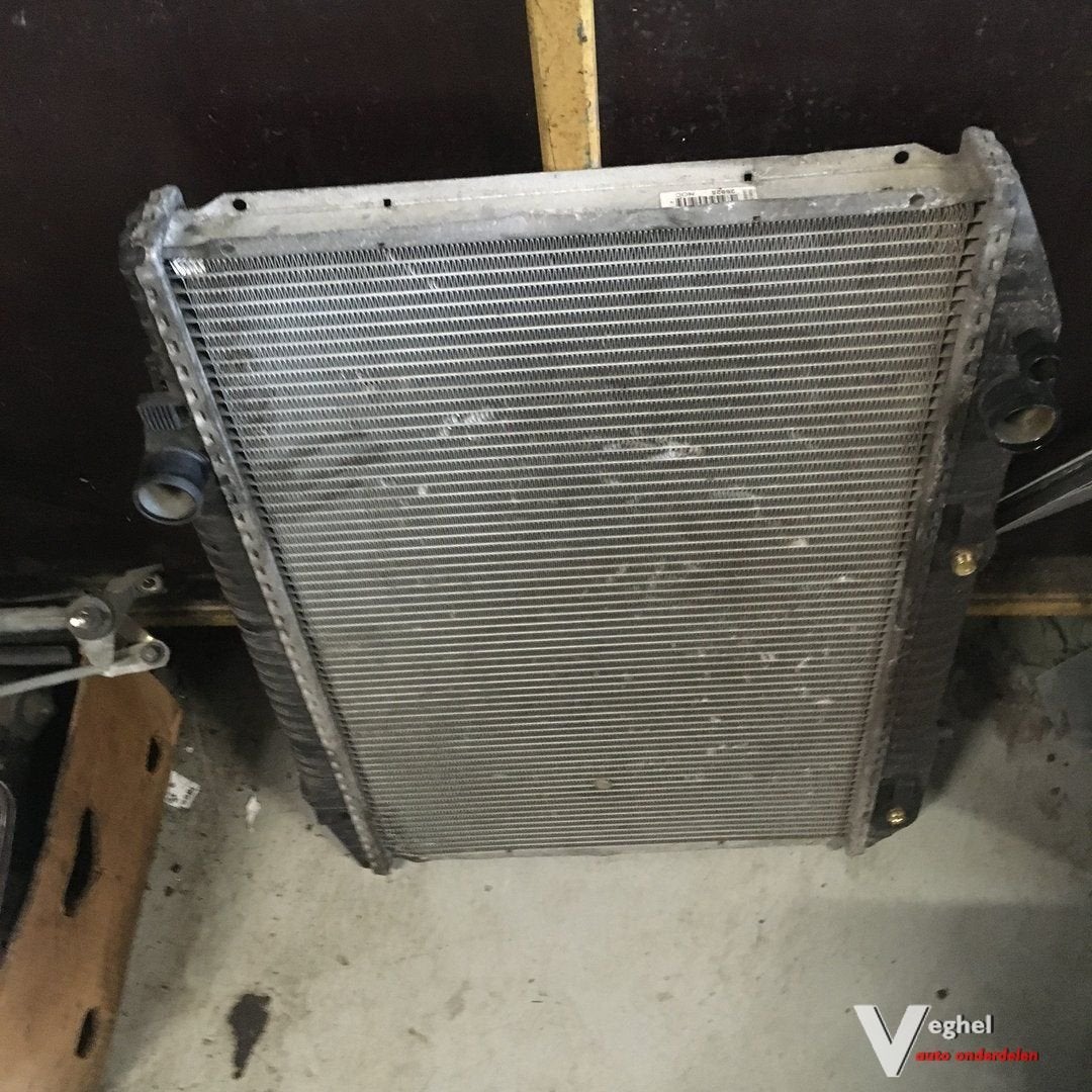 Mercedes W126 560 SEL 1987  automaat   Radiateur, Gebruikt, -, -, Ophalen of Verzenden