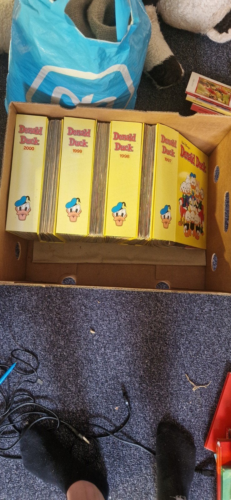Donald Duck Jaargangen 1997-2004 - Zolderopruiming, Boeken, Complete serie of reeks, Ophalen, Gelezen