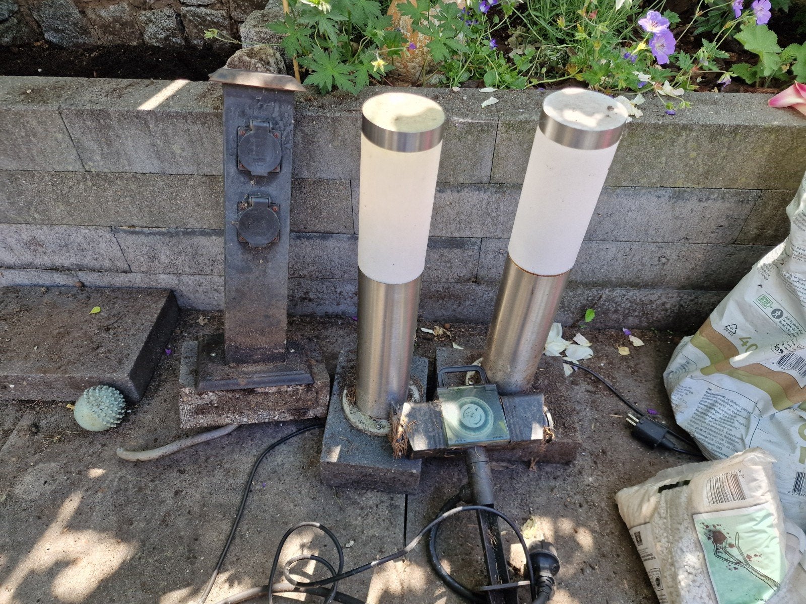 Buitenlampen en stroomzuil voor tuin, Ophalen, Gebruikt, Rvs