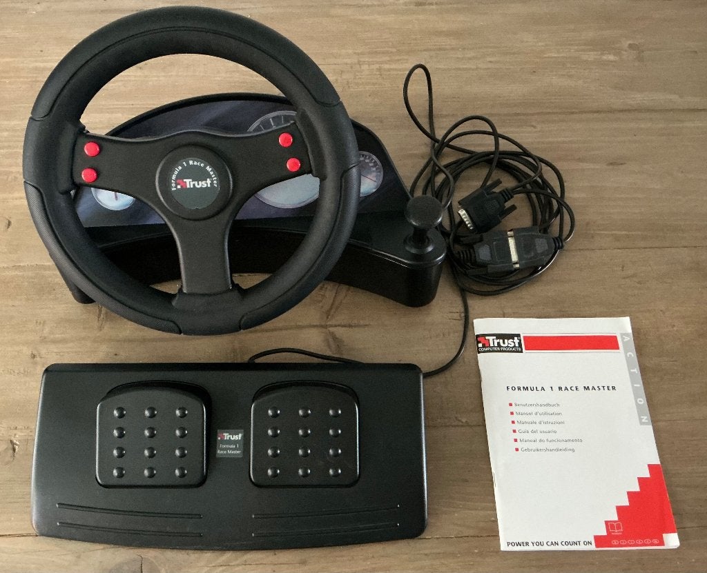 Trust Formula 1 Race Master Stuurwiel met Pedalen, Ophalen of Verzenden, Zo goed als nieuw, Trust