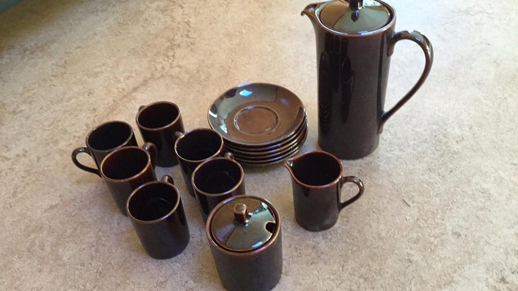 Vintage bruin koffieservies - compleet, Ophalen