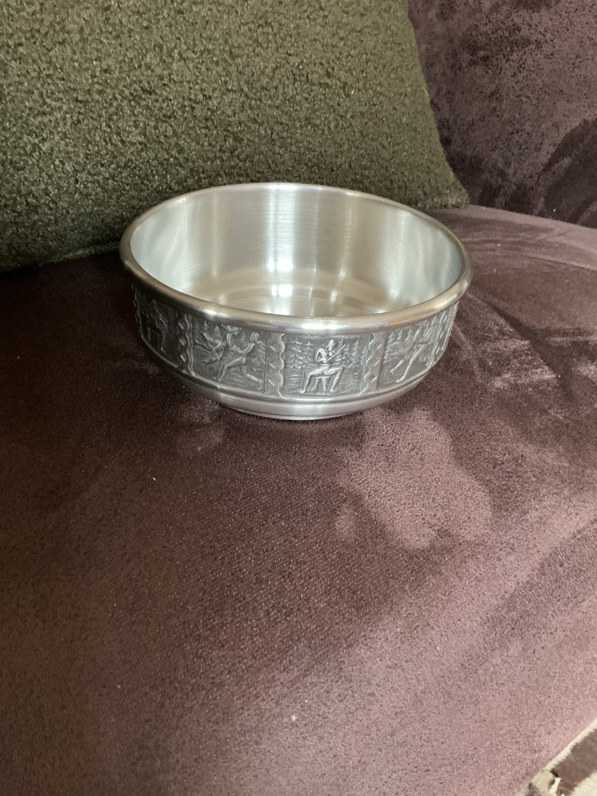 Vintage Noorse Tinnen Kom met Reliëfdecoratie, Antiek en Kunst, Antiek | Tin, Ophalen of Verzenden