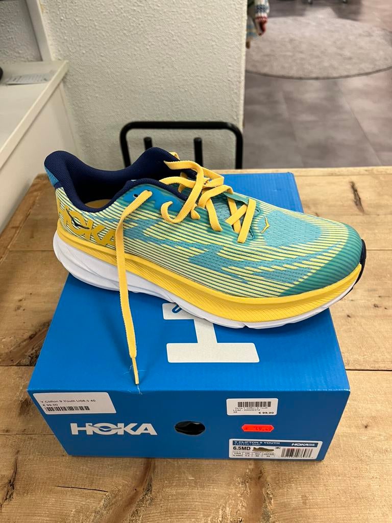 Hoka Y Clifton 9 Youth / 40, Sport en Fitness, Loopsport en Atletiek, Nieuw, Hardloopschoenen, Hardlopen, Overige merken, Ophalen of Verzenden