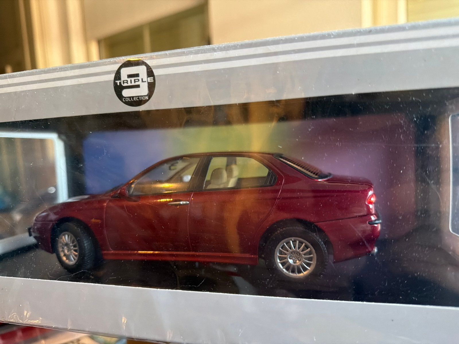 Triple9 Alfa 156 schaal 1/18 - Nieuw in doos, Overige merken, Auto, Triple9, Nieuw