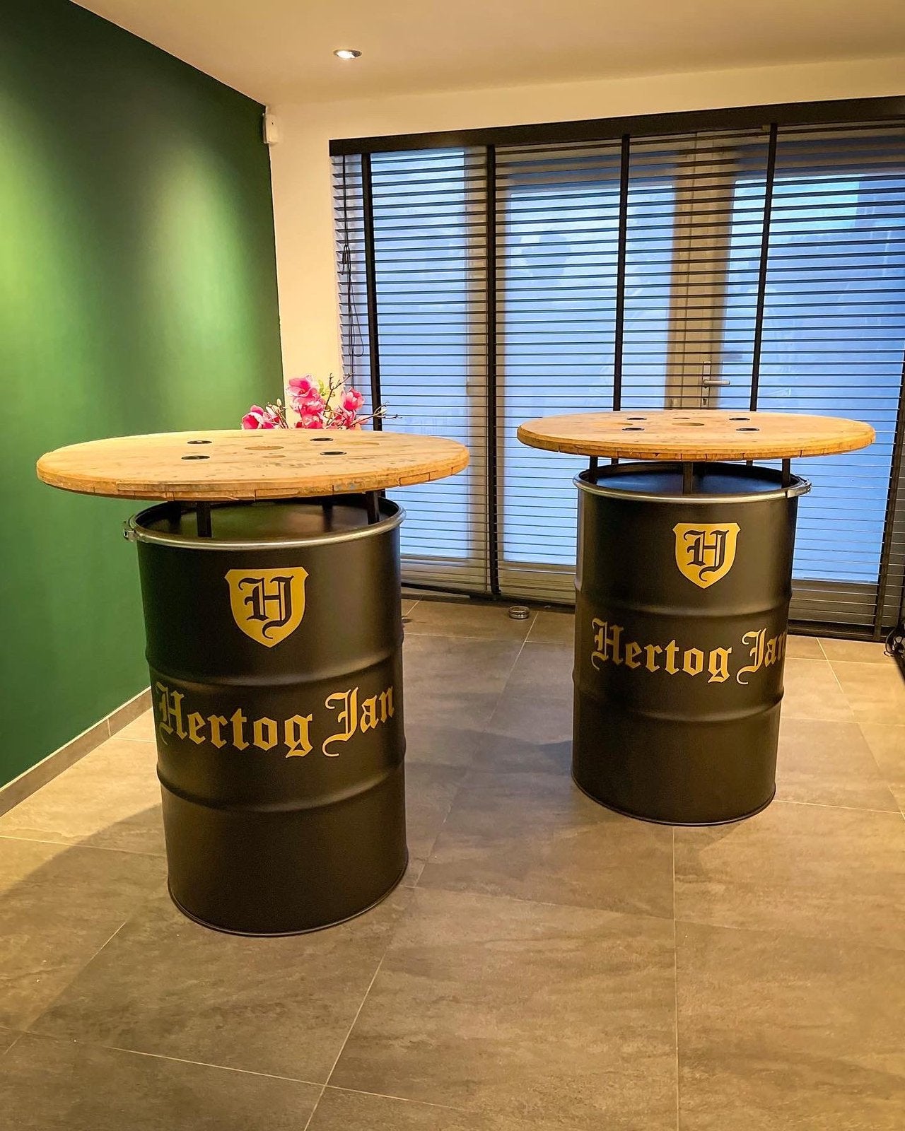 Statafel/Bartafel (eigen logo) Uniek!!, Ophalen, Zo goed als nieuw