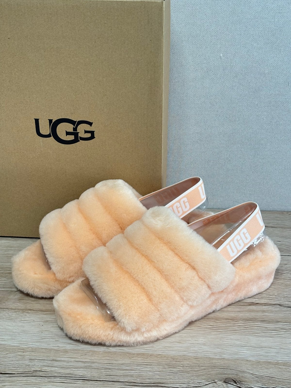 Nieuwe UGG Dames Fluff Yeah Slide sloffen - Maat 40 - 0689, Overige kleuren, Nieuw, Ophalen of Verzenden, Pantoffels of Sloffen